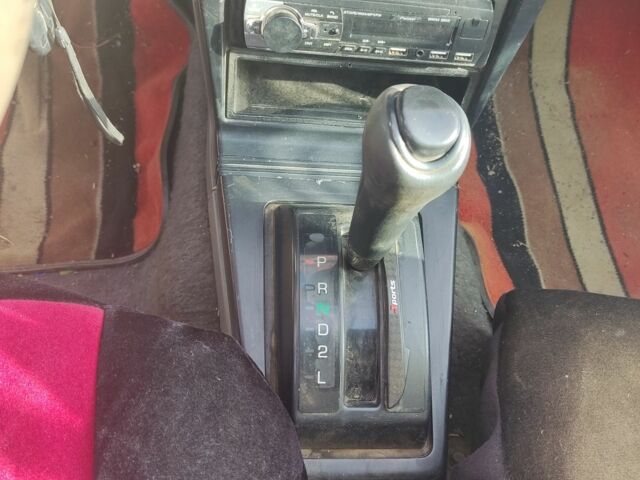 Красный Мицубиси Другая, объемом двигателя 1.3 л и пробегом 26 тыс. км за 1000 $, фото 6 на Automoto.ua