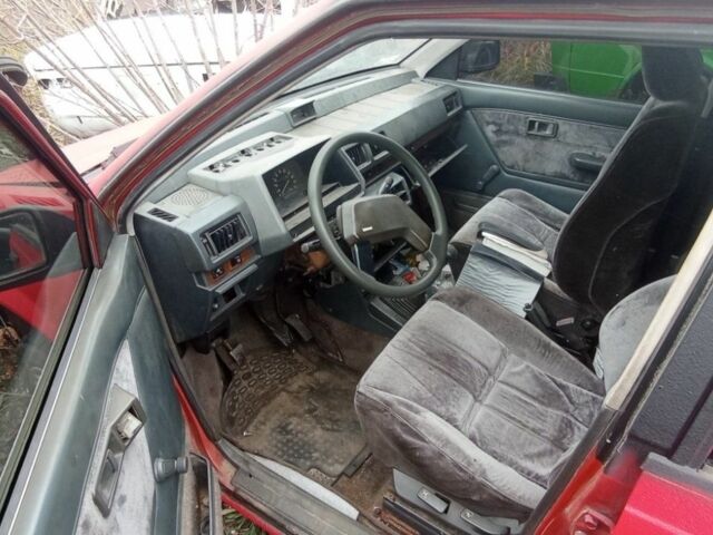 Красный Мицубиси Другая, объемом двигателя 0 л и пробегом 300 тыс. км за 286 $, фото 2 на Automoto.ua