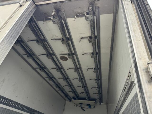 Мицубиси Другая, объемом двигателя 3.91 л и пробегом 0 тыс. км за 9500 $, фото 2 на Automoto.ua