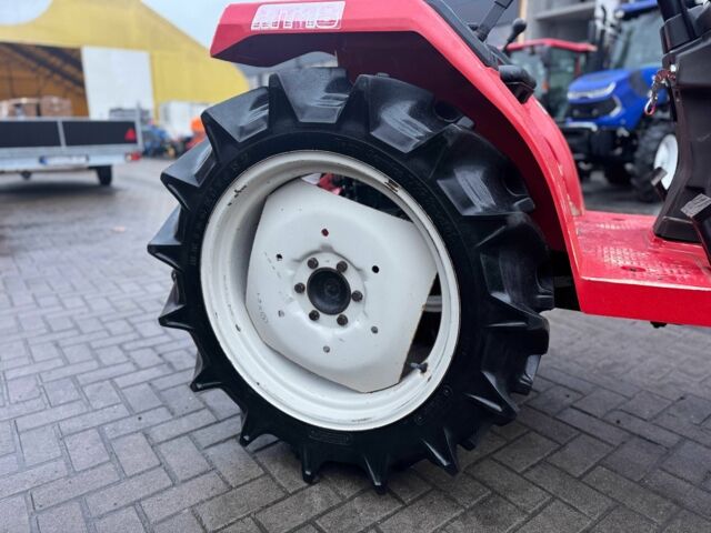 Мицубиси Другая, объемом двигателя 1.1 л и пробегом 964 тыс. км за 5900 $, фото 6 на Automoto.ua