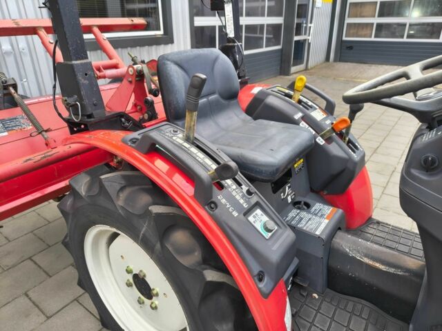 Мицубиси Другая, объемом двигателя 1 л и пробегом 850 тыс. км за 5200 $, фото 2 на Automoto.ua