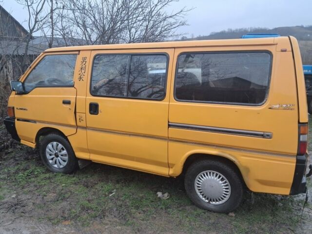 Жовтий Міцубісі Інша, об'ємом двигуна 1.9 л та пробігом 300 тис. км за 1064 $, фото 2 на Automoto.ua