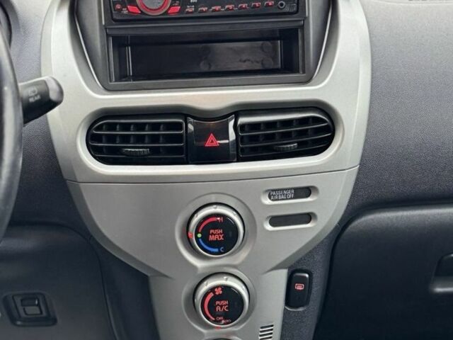 Серый Мицубиси Другая, объемом двигателя 0 л и пробегом 74 тыс. км за 3950 $, фото 14 на Automoto.ua