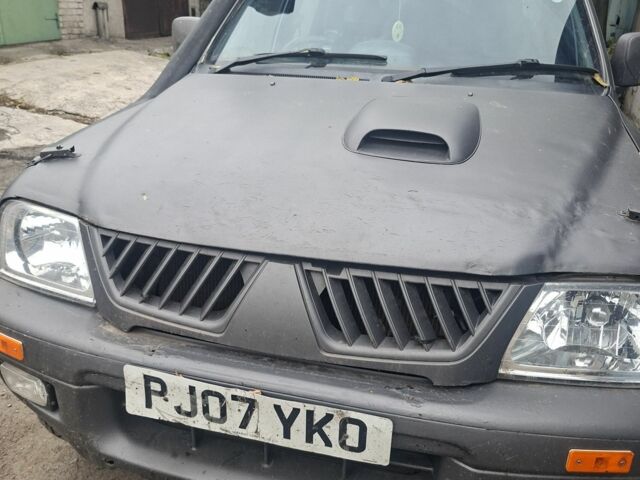 Сірий Міцубісі Інша, об'ємом двигуна 2 л та пробігом 2 тис. км за 5000 $, фото 6 на Automoto.ua