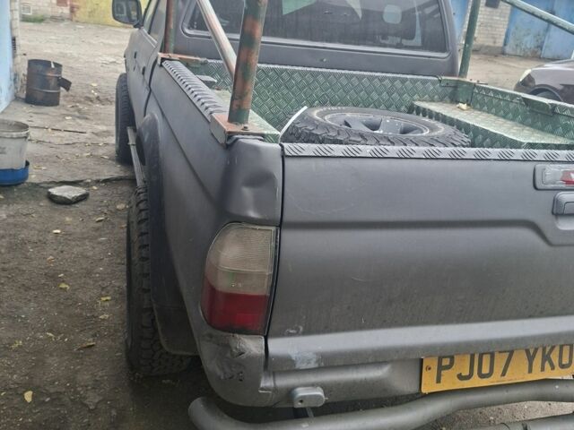 Сірий Міцубісі Інша, об'ємом двигуна 2 л та пробігом 2 тис. км за 5000 $, фото 3 на Automoto.ua