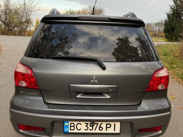 Сірий Міцубісі Інша, об'ємом двигуна 2 л та пробігом 245 тис. км за 5450 $, фото 3 на Automoto.ua