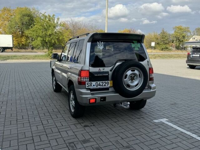 Серый Мицубиси Другая, объемом двигателя 2 л и пробегом 207 тыс. км за 2300 $, фото 2 на Automoto.ua