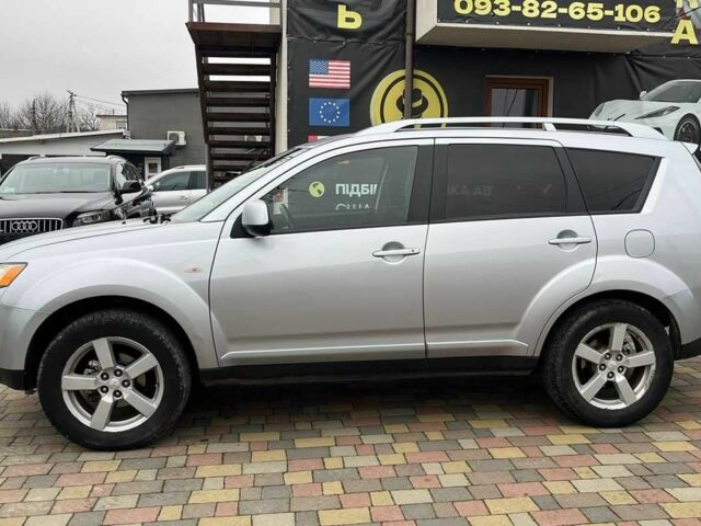 Серый Мицубиси Другая, объемом двигателя 2 л и пробегом 310 тыс. км за 7600 $, фото 3 на Automoto.ua