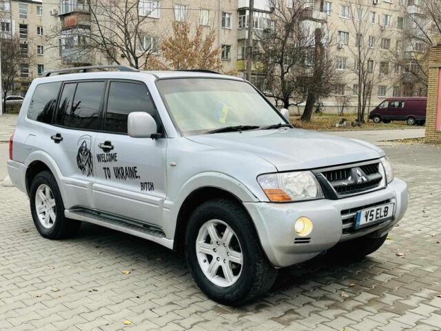 Серый Мицубиси Другая, объемом двигателя 3.2 л и пробегом 270 тыс. км за 4744 $, фото 3 на Automoto.ua