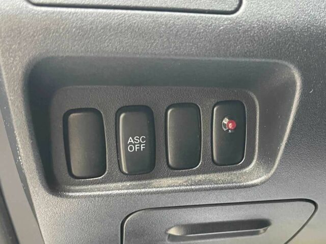 Серый Мицубиси Другая, объемом двигателя 2 л и пробегом 310 тыс. км за 7600 $, фото 20 на Automoto.ua