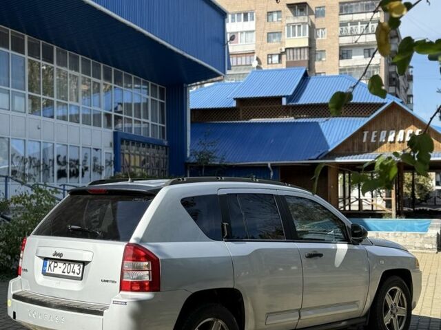 Сірий Міцубісі Інша, об'ємом двигуна 2 л та пробігом 301 тис. км за 5500 $, фото 7 на Automoto.ua