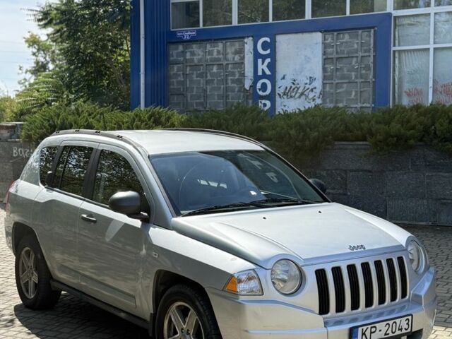 Сірий Міцубісі Інша, об'ємом двигуна 2 л та пробігом 301 тис. км за 5500 $, фото 6 на Automoto.ua