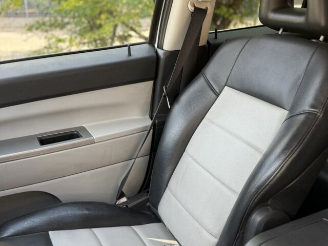 Сірий Міцубісі Інша, об'ємом двигуна 2 л та пробігом 301 тис. км за 5500 $, фото 13 на Automoto.ua