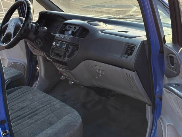 Синий Мицубиси Другая, объемом двигателя 2.5 л и пробегом 0 тыс. км за 3800 $, фото 19 на Automoto.ua