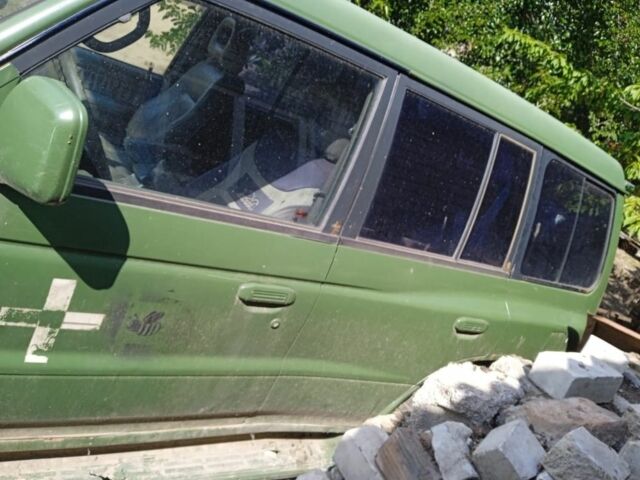 Синий Мицубиси Другая, объемом двигателя 2.9 л и пробегом 641 тыс. км за 2100 $, фото 1 на Automoto.ua