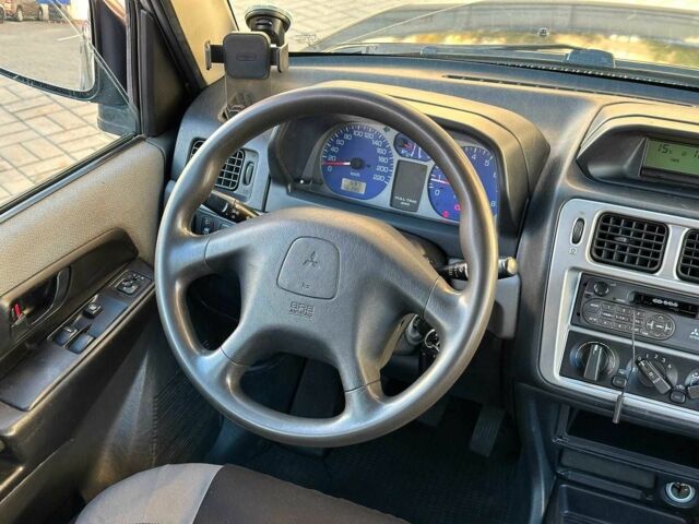 Зелений Міцубісі Інша, об'ємом двигуна 1.8 л та пробігом 161 тис. км за 5490 $, фото 21 на Automoto.ua