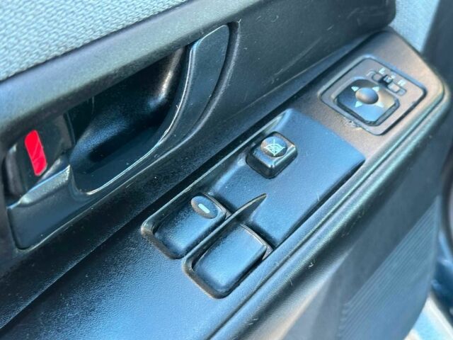 Зелений Міцубісі Інша, об'ємом двигуна 1.8 л та пробігом 161 тис. км за 5490 $, фото 11 на Automoto.ua