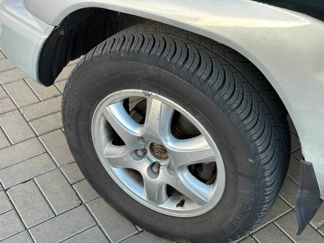 Зелений Міцубісі Інша, об'ємом двигуна 1.8 л та пробігом 161 тис. км за 5490 $, фото 8 на Automoto.ua