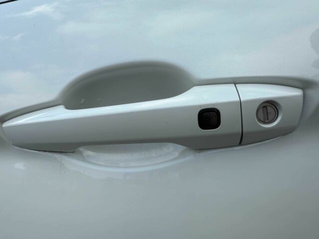 Белый Мицубиси Эклипс, объемом двигателя 1.5 л и пробегом 67 тыс. км за 14400 $, фото 23 на Automoto.ua