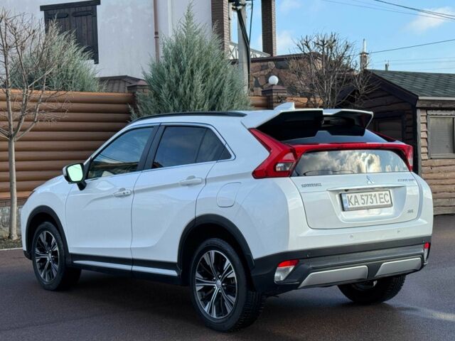 Белый Мицубиси Эклипс, объемом двигателя 1.5 л и пробегом 67 тыс. км за 14400 $, фото 8 на Automoto.ua