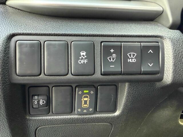 Белый Мицубиси Эклипс, объемом двигателя 1.5 л и пробегом 67 тыс. км за 14400 $, фото 17 на Automoto.ua