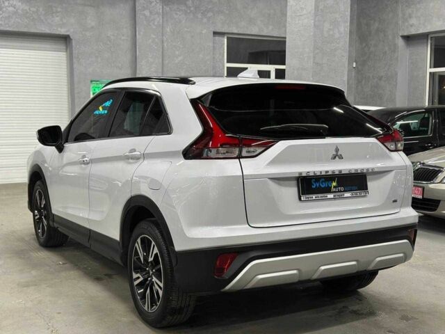 Белый Мицубиси Эклипс, объемом двигателя 1.5 л и пробегом 14 тыс. км за 19999 $, фото 3 на Automoto.ua