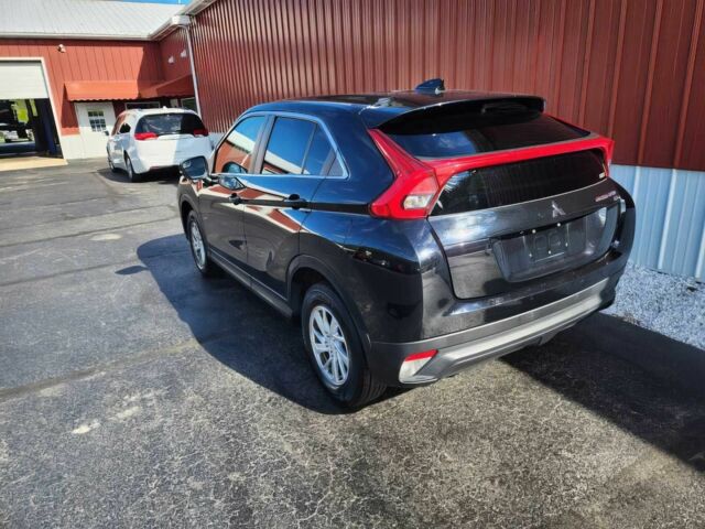 Черный Мицубиси Эклипс, объемом двигателя 1.5 л и пробегом 31 тыс. км за 11200 $, фото 4 на Automoto.ua