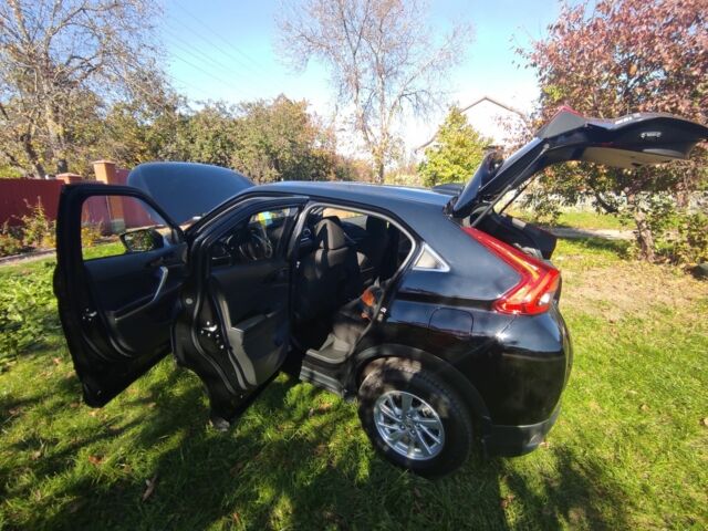 Черный Мицубиси Эклипс, объемом двигателя 1.5 л и пробегом 9 тыс. км за 16300 $, фото 4 на Automoto.ua