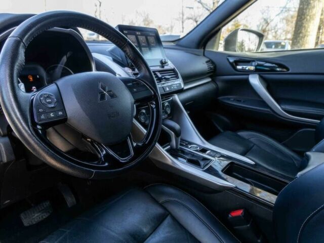 Черный Мицубиси Эклипс, объемом двигателя 1.5 л и пробегом 11 тыс. км за 7800 $, фото 8 на Automoto.ua