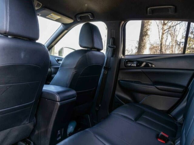 Черный Мицубиси Эклипс, объемом двигателя 1.5 л и пробегом 11 тыс. км за 7800 $, фото 12 на Automoto.ua