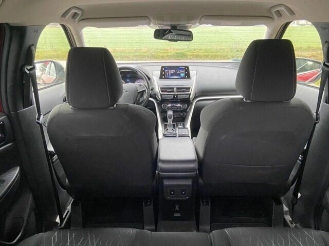 Красный Мицубиси Эклипс, объемом двигателя 0 л и пробегом 89 тыс. км за 11200 $, фото 9 на Automoto.ua