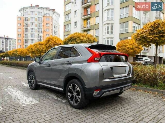 Серый Мицубиси Эклипс, объемом двигателя 1.5 л и пробегом 74 тыс. км за 12600 $, фото 4 на Automoto.ua