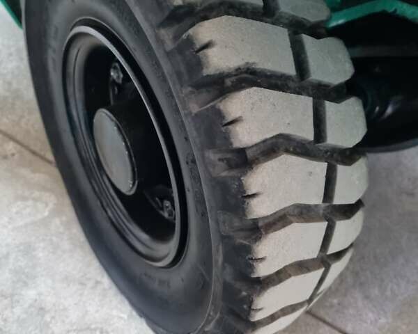 Міцубісі ФД, об'ємом двигуна 2.4 л та пробігом 4 тис. км за 9600 $, фото 9 на Automoto.ua