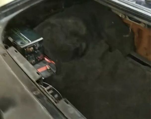 Черный Мицубиси ФТО, объемом двигателя 2 л и пробегом 680 тыс. км за 7500 $, фото 5 на Automoto.ua