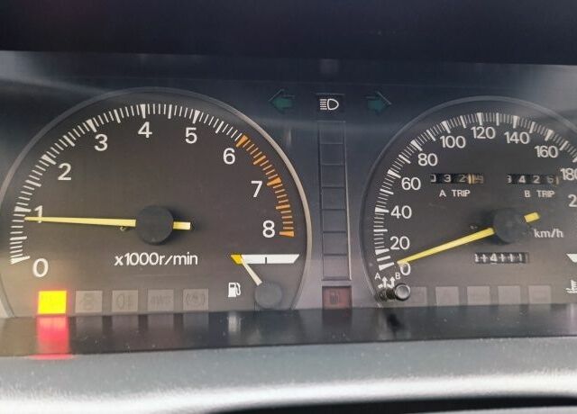 Белый Мицубиси Галант, объемом двигателя 2 л и пробегом 400 тыс. км за 1500 $, фото 10 на Automoto.ua