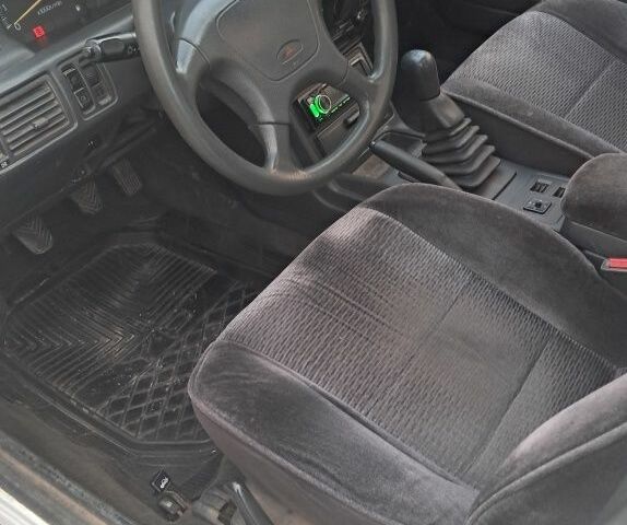 Белый Мицубиси Галант, объемом двигателя 2 л и пробегом 468 тыс. км за 1500 $, фото 4 на Automoto.ua