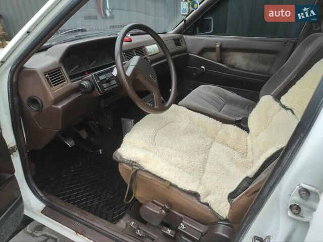 Белый Мицубиси Галант, объемом двигателя 1.6 л и пробегом 100 тыс. км за 1000 $, фото 8 на Automoto.ua