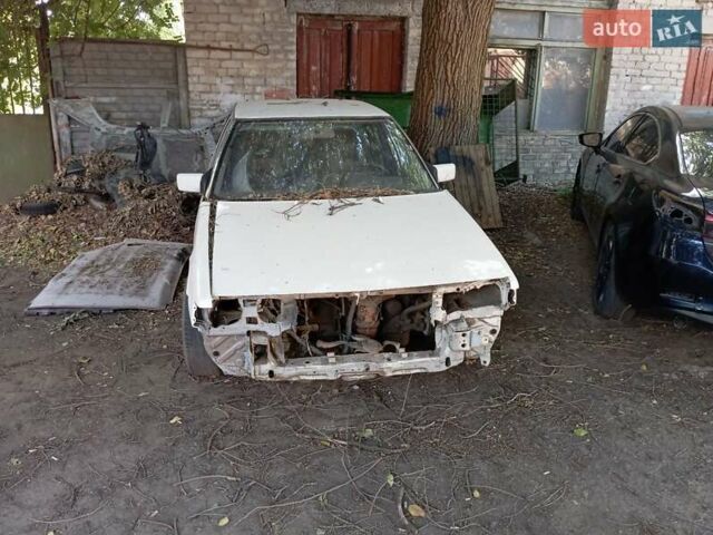 Белый Мицубиси Галант, объемом двигателя 1.6 л и пробегом 260 тыс. км за 450 $, фото 2 на Automoto.ua