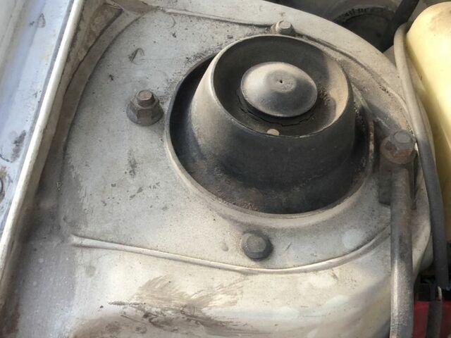 Белый Мицубиси Галант, объемом двигателя 1.8 л и пробегом 386 тыс. км за 1200 $, фото 12 на Automoto.ua