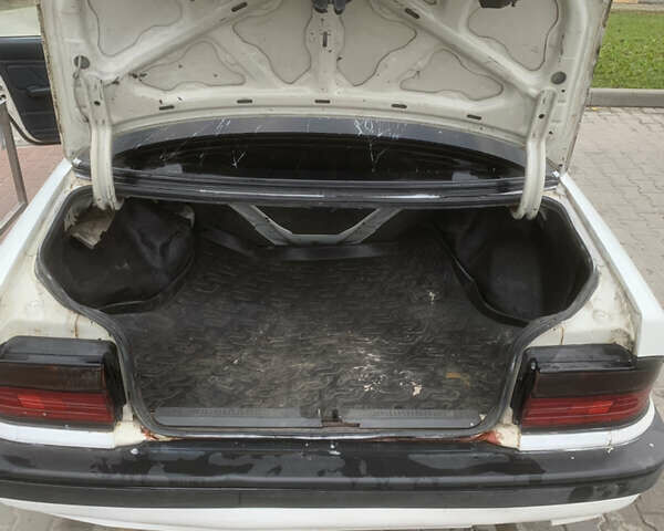 Белый Мицубиси Галант, объемом двигателя 1.76 л и пробегом 222 тыс. км за 800 $, фото 8 на Automoto.ua