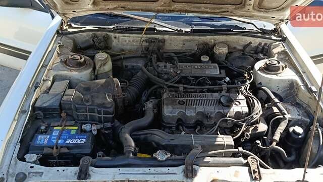 Белый Мицубиси Галант, объемом двигателя 1.76 л и пробегом 407 тыс. км за 1500 $, фото 10 на Automoto.ua