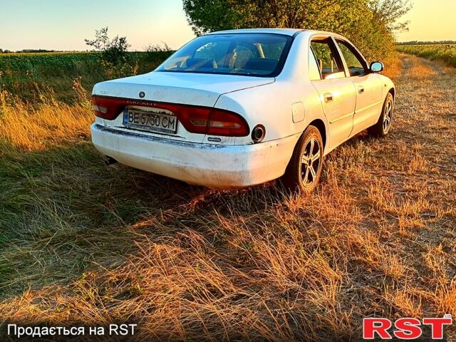 Белый Мицубиси Галант, объемом двигателя 1.8 л и пробегом 289 тыс. км за 1200 $, фото 2 на Automoto.ua