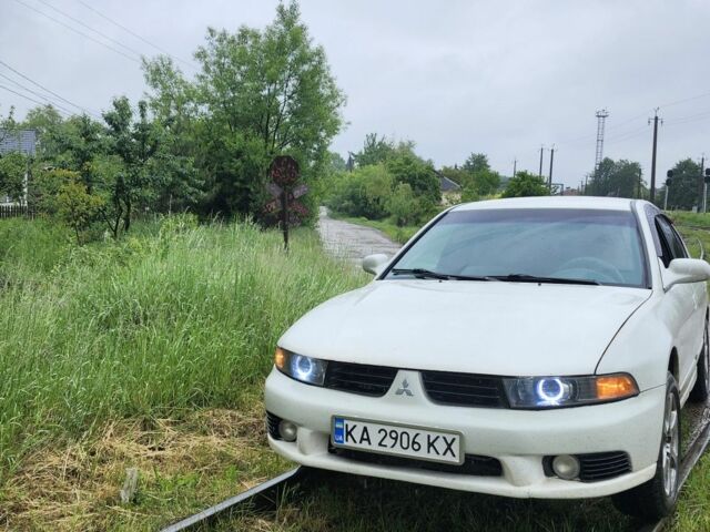 Білий Міцубісі Галант, об'ємом двигуна 2.4 л та пробігом 25 тис. км за 2650 $, фото 1 на Automoto.ua