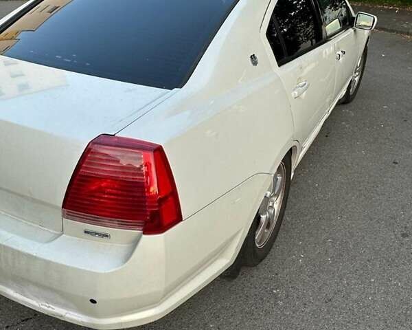 Белый Мицубиси Галант, объемом двигателя 2.35 л и пробегом 200 тыс. км за 4000 $, фото 7 на Automoto.ua