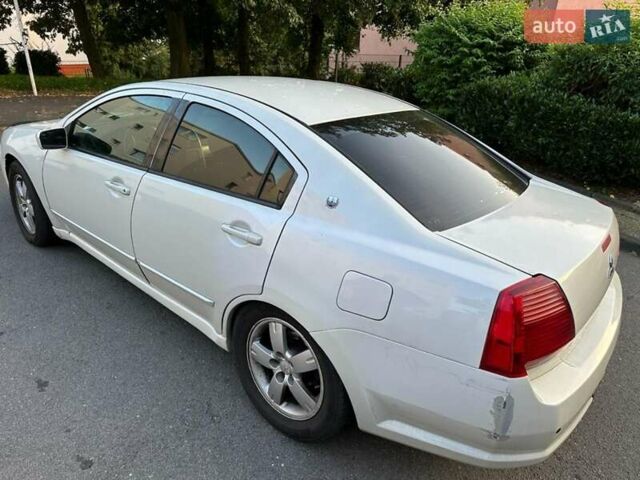 Белый Мицубиси Галант, объемом двигателя 2.35 л и пробегом 200 тыс. км за 4000 $, фото 38 на Automoto.ua