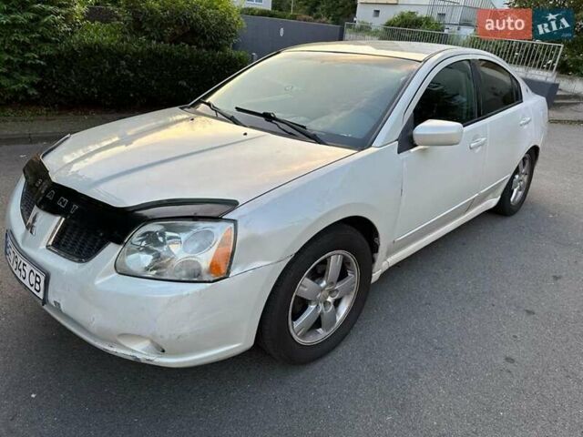Белый Мицубиси Галант, объемом двигателя 2.35 л и пробегом 200 тыс. км за 4000 $, фото 41 на Automoto.ua