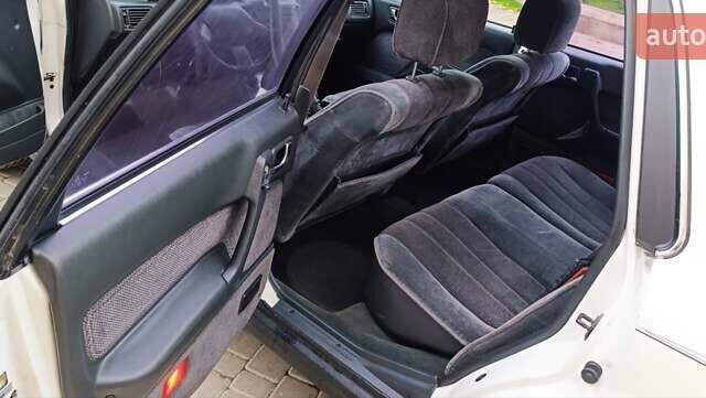 Білий Міцубісі Галант, об'ємом двигуна 2 л та пробігом 400 тис. км за 1500 $, фото 2 на Automoto.ua