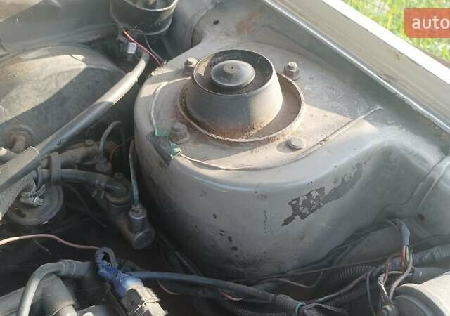 Бежевый Мицубиси Галант, объемом двигателя 1.83 л и пробегом 200 тыс. км за 1100 $, фото 9 на Automoto.ua