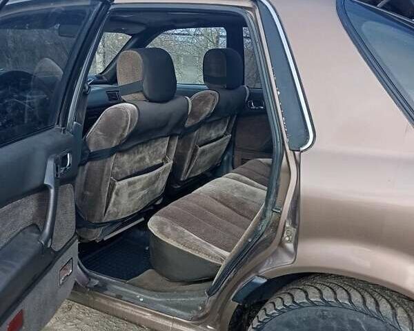 Бежевый Мицубиси Галант, объемом двигателя 2 л и пробегом 500 тыс. км за 1200 $, фото 6 на Automoto.ua