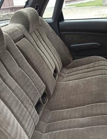 Бежевий Міцубісі Галант, об'ємом двигуна 1.76 л та пробігом 125 тис. км за 2700 $, фото 16 на Automoto.ua